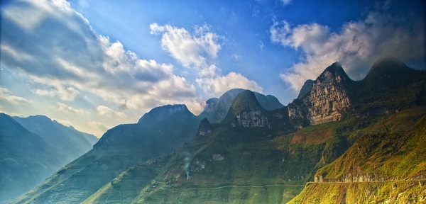 Ma Pi Leng Pass